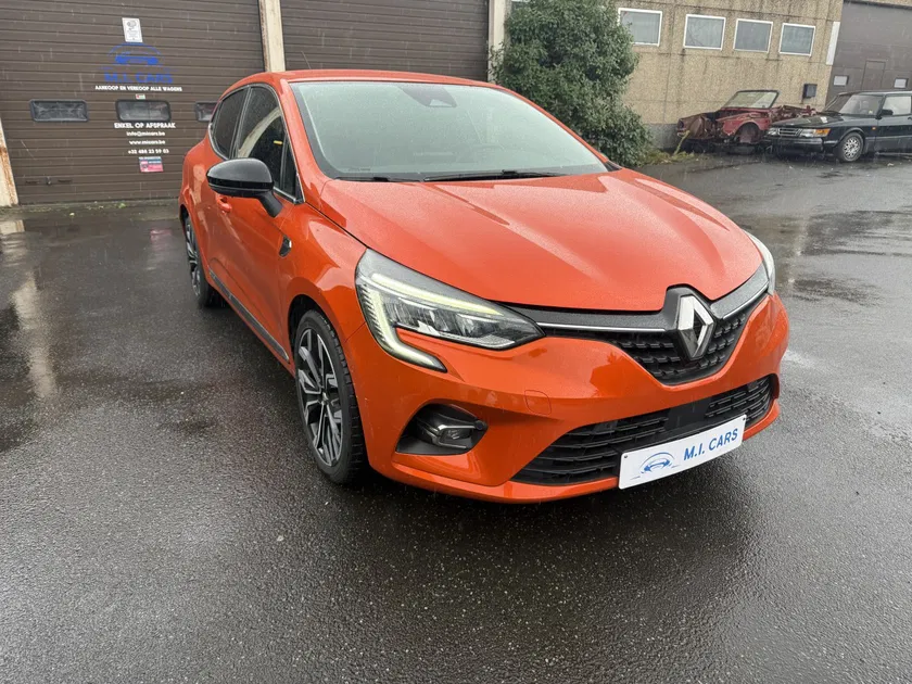 Renault Clio – Image 16