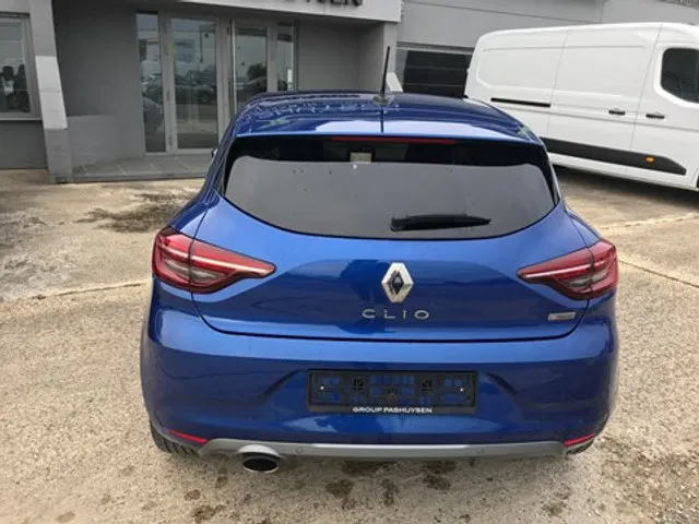 Renault Clio – Image 43