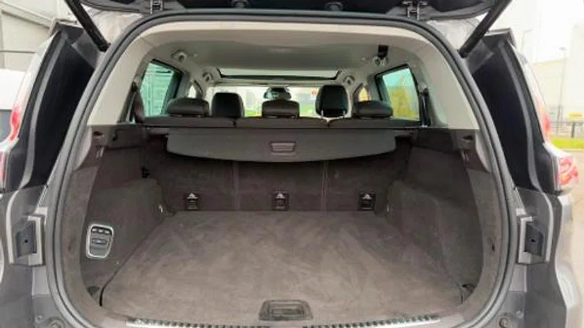 Renault Espace – Image 12