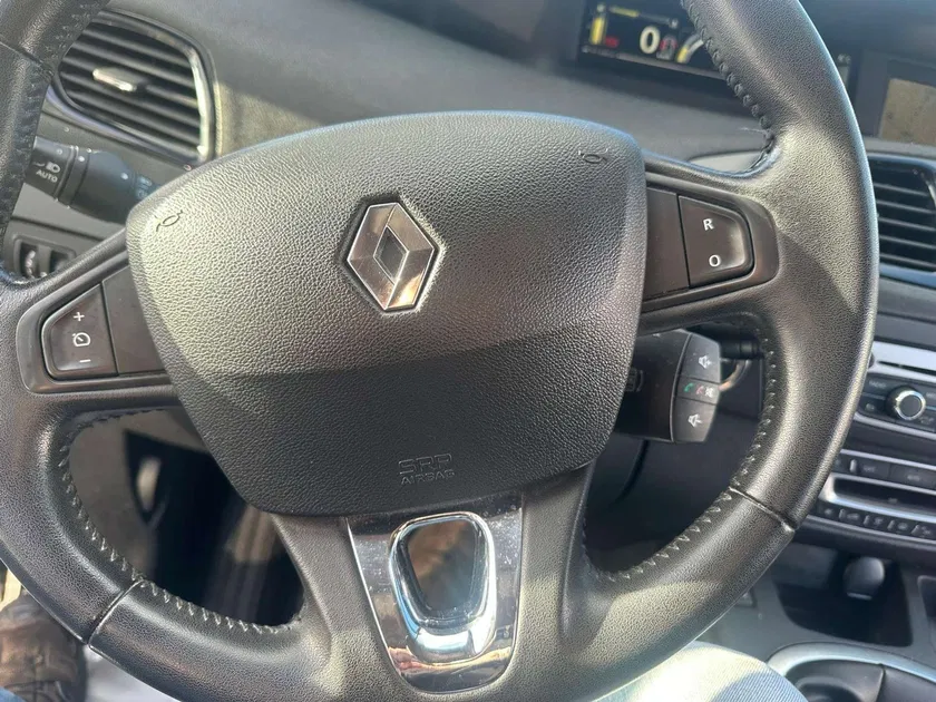 Renault Scenic – Image 6