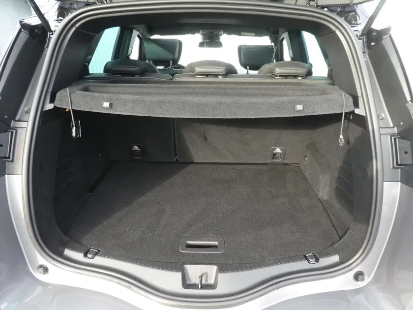 Renault Scenic – Image 8