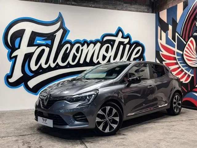 Renault Clio – Image 28