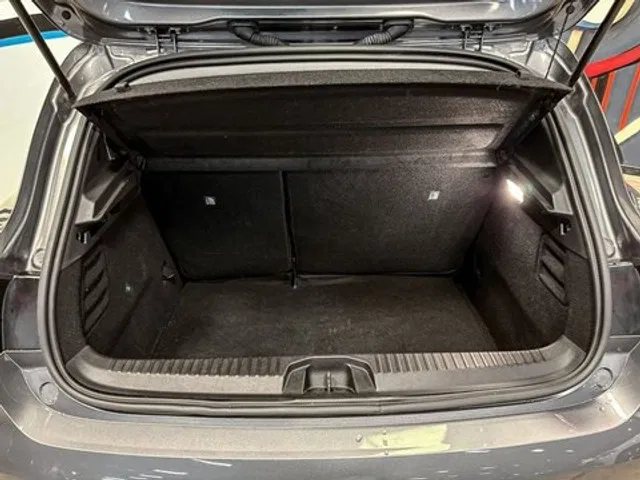 Renault Clio – Image 2