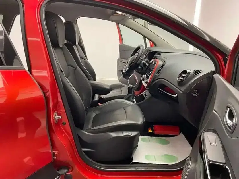 Renault Captur – Image 5