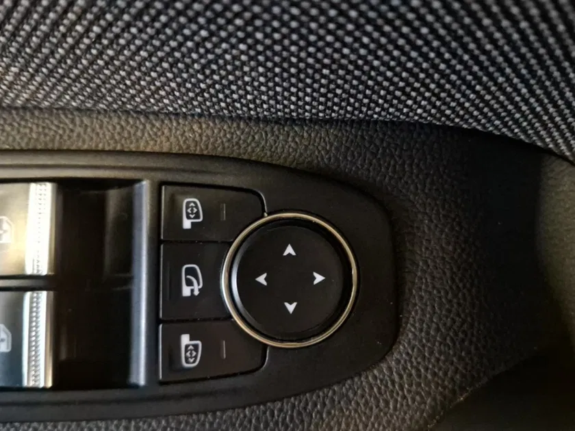 Renault Captur – Image 6