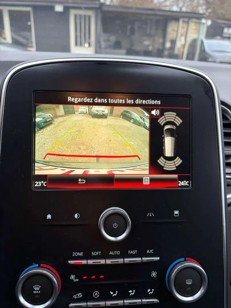 Renault Scenic – Image 16