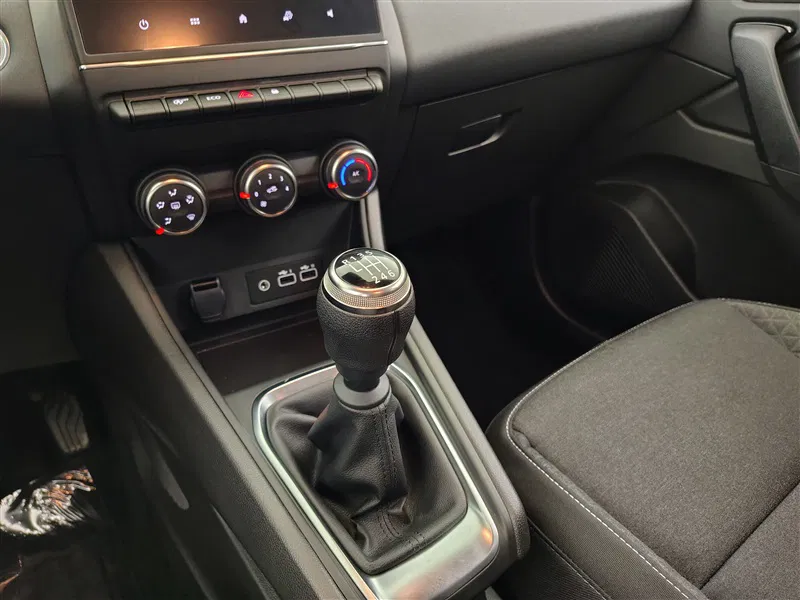 Renault Captur – Image 17