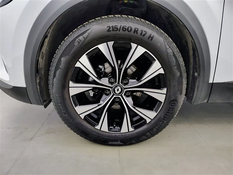 Renault Captur – Image 23