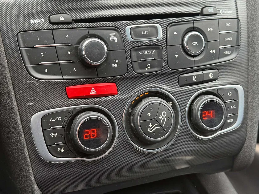Citroen C4 – Image 9