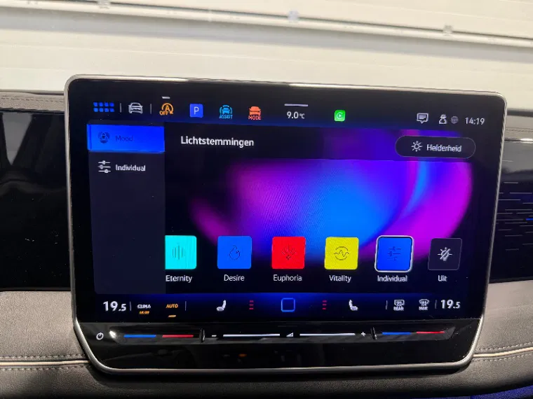 Volkswagen Tiguan – Image 9