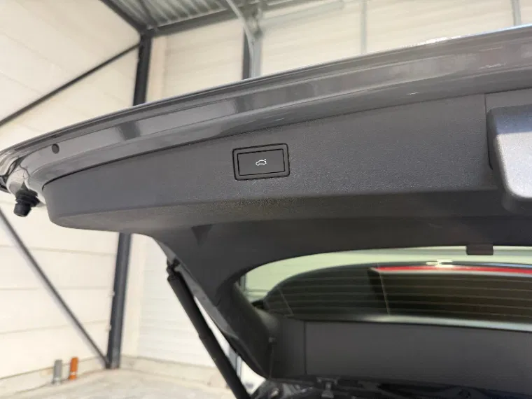 Volkswagen Tiguan – Image 22
