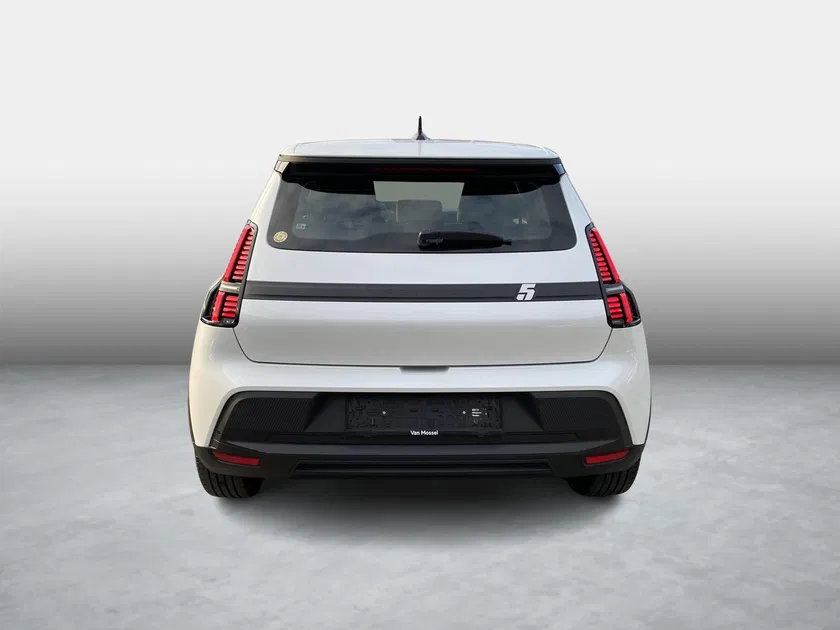 Renault R5 – Image 18