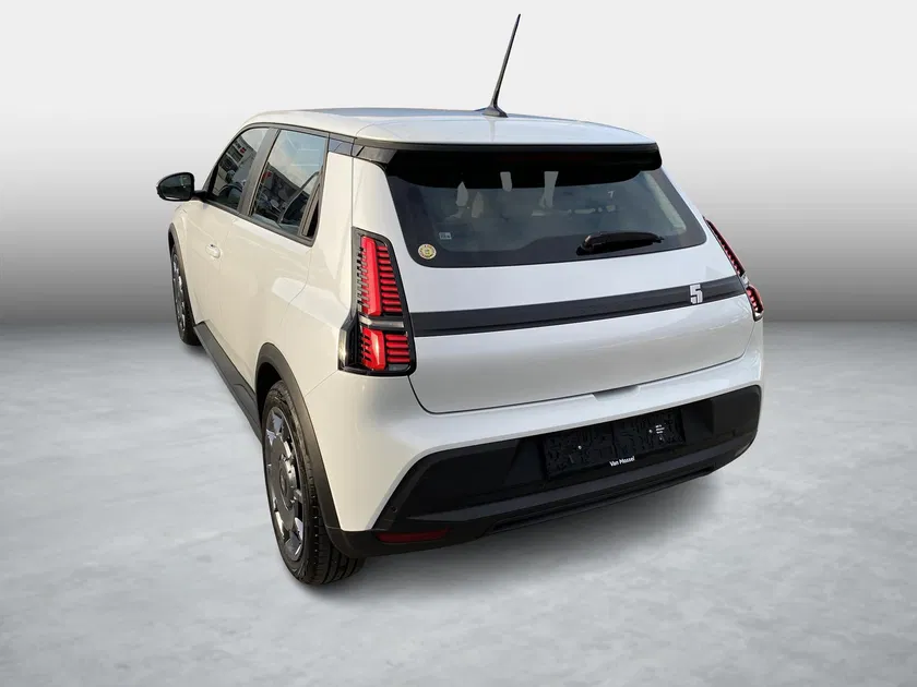 Renault R5 – Image 17