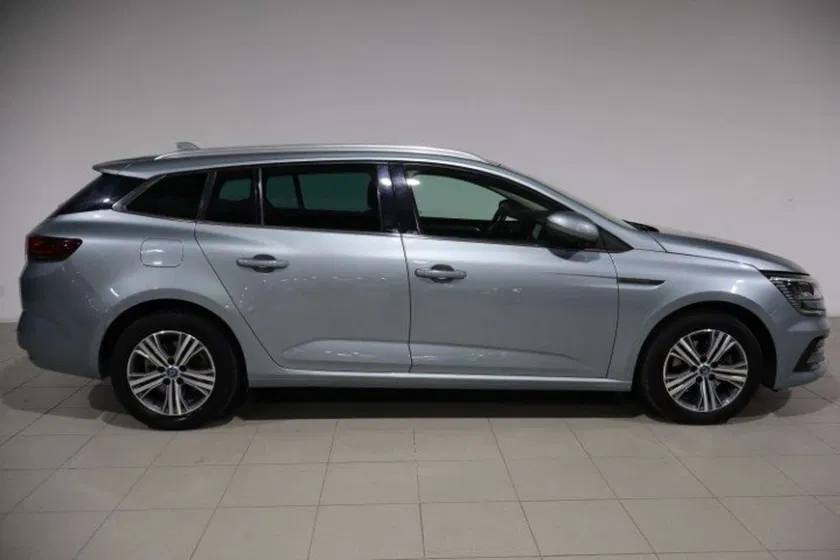 Renault Mégane – Image 19