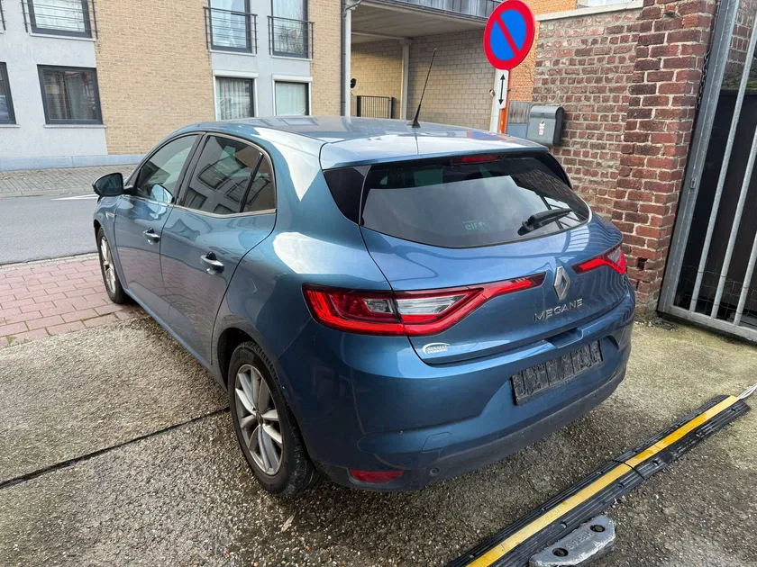 Renault Mégane – Image 12