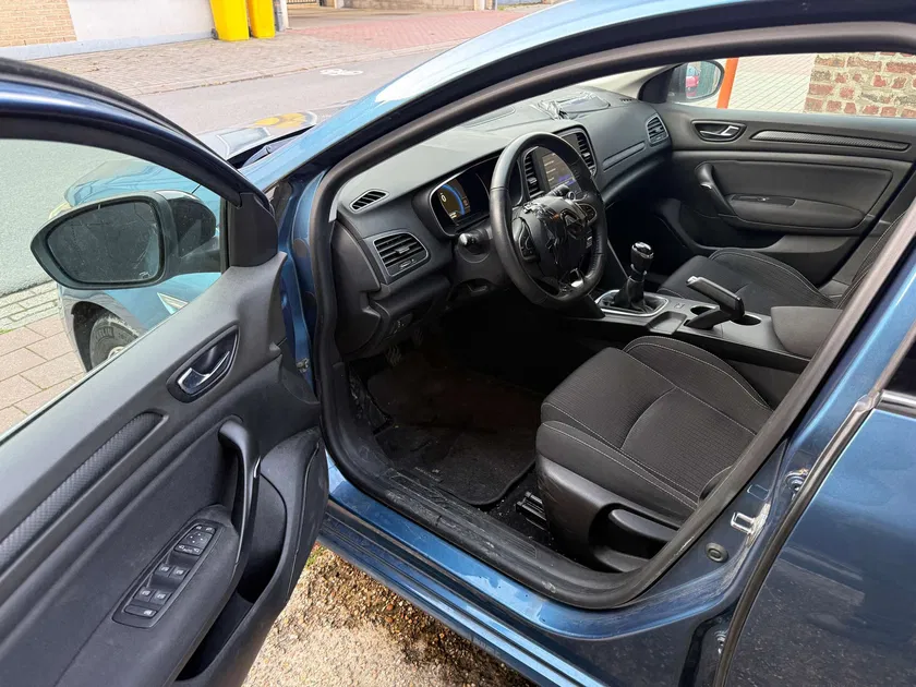 Renault Mégane – Image 8