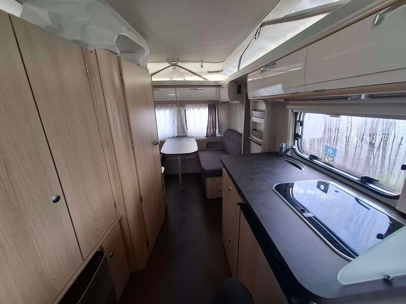 caravane ERIBA TROLL 530 60ème EDITION OCCASION – Image 4