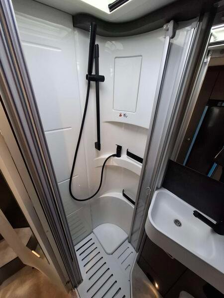 camping-car poids lourd HYMER ML-T 580 NEUF – Image 10