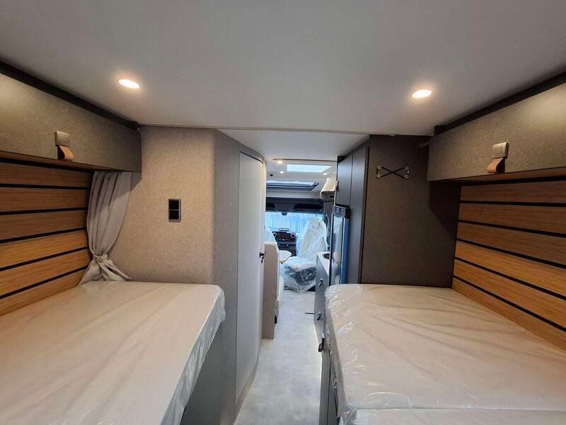 camping-car poids lourd HYMER ML-T 580 NEUF – Image 12