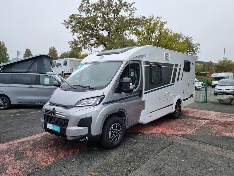 camping-car CARADO V 347 PRO + NEUF – Image 2