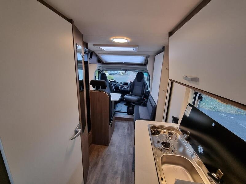 camping-car CARADO V 347 PRO + NEUF – Image 15