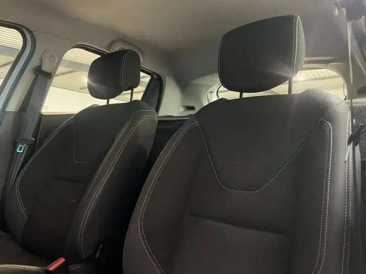 Renault Clio – Image 2