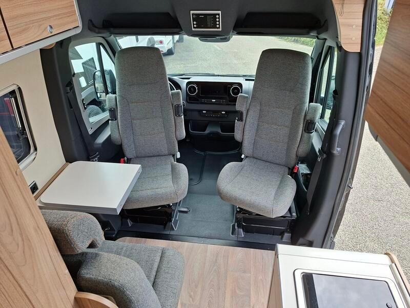 fourgon HYMER Camper S 4X4 OCCASION – Image 5