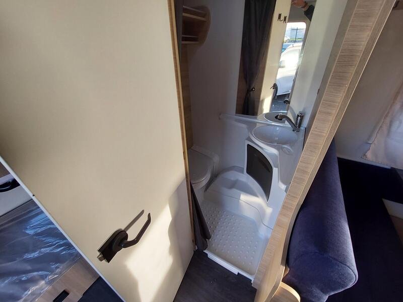 caravane CARAVELAIR ALBA 486 NEUF – Image 4