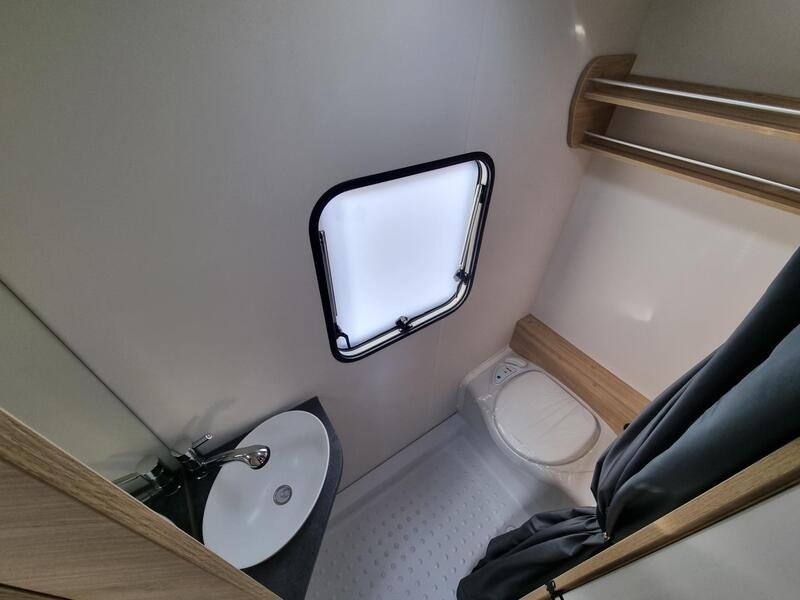 caravane CARAVELAIR ALBA 496 NEUF – Image 5