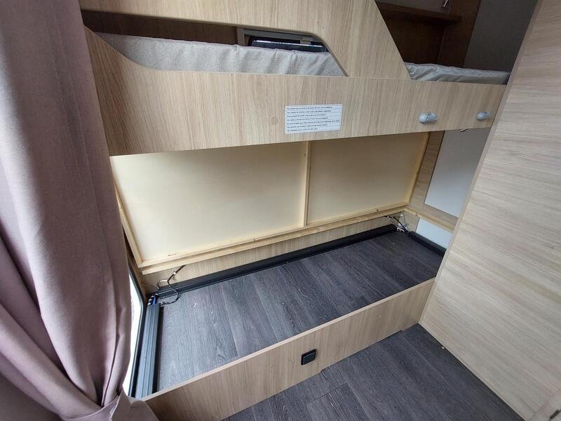 caravane CARAVELAIR ALBA STYLE 486 FAMILY NEUF – Image 3