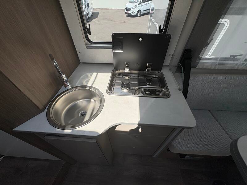 camping-car CARADO T 459 PRO + NEUF – Image 7