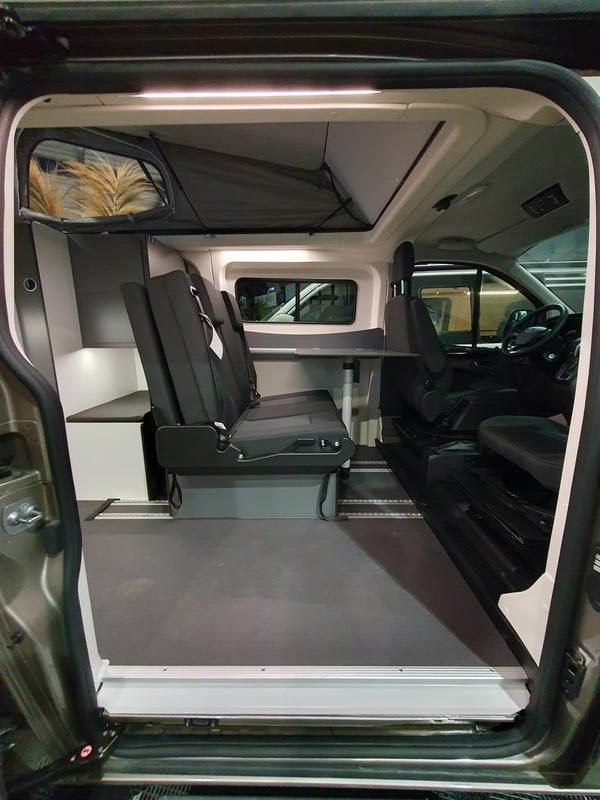 van FONT VENDOME AUTOCAMPER MAX NEUF – Image 3