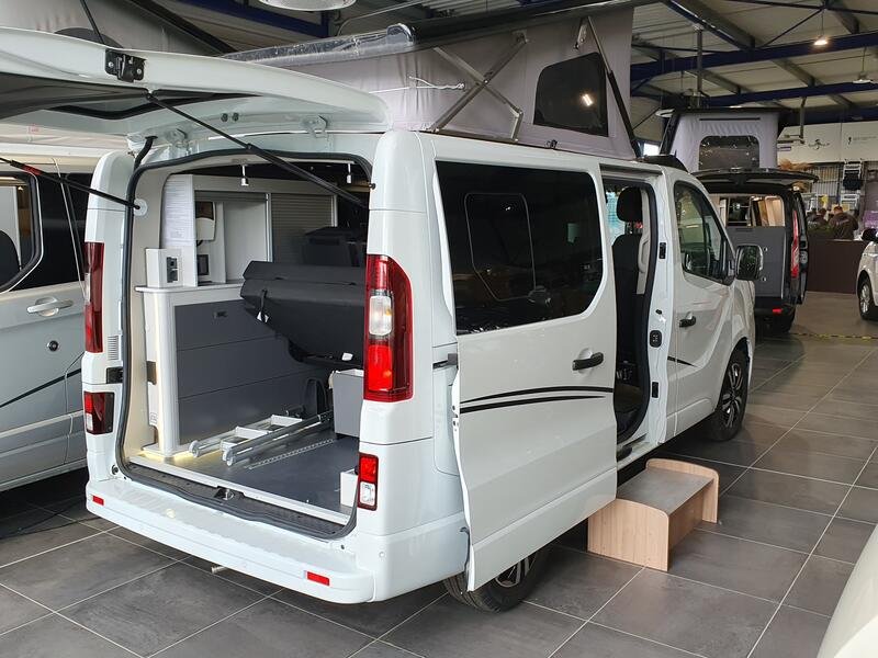 van FONT VENDOME AUTOCAMP NEUF – Image 2
