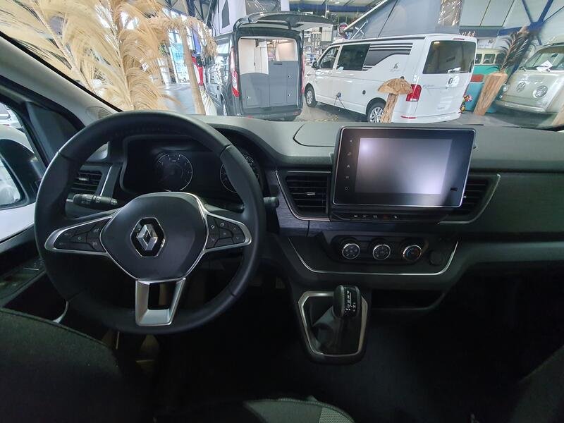van FONT VENDOME AUTOCAMP NEUF – Image 4