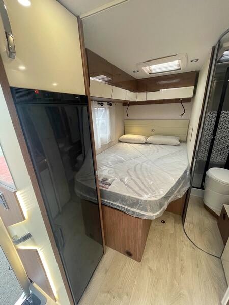 camping-car FLEURETTE Migrateur 64 LDF NEUF – Image 5