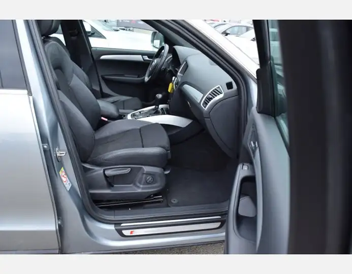 Audi Q5 – Image 16