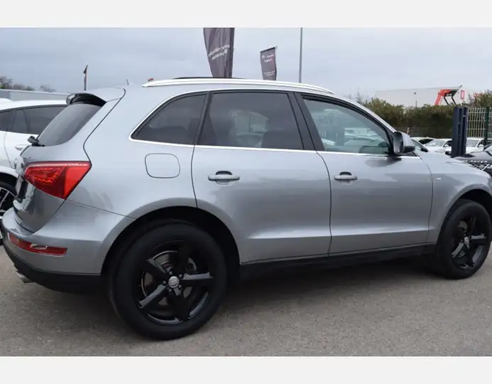 Audi Q5 – Image 13