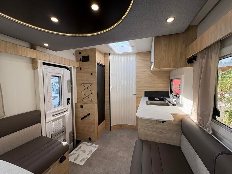 camping-car CHALLENGER 260 ultimat NEUF – Image 4