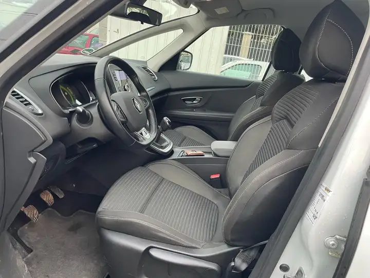 Renault Scénic – Image 3